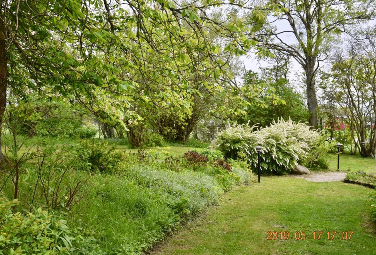 Wingarden B & B Säffle Buitenkant foto